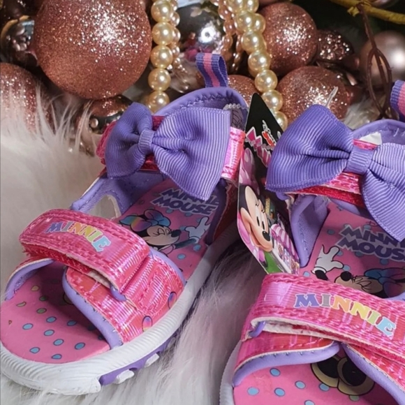 Minnie Mouse Toddler Strappy Sandals - Picture 6 of 6